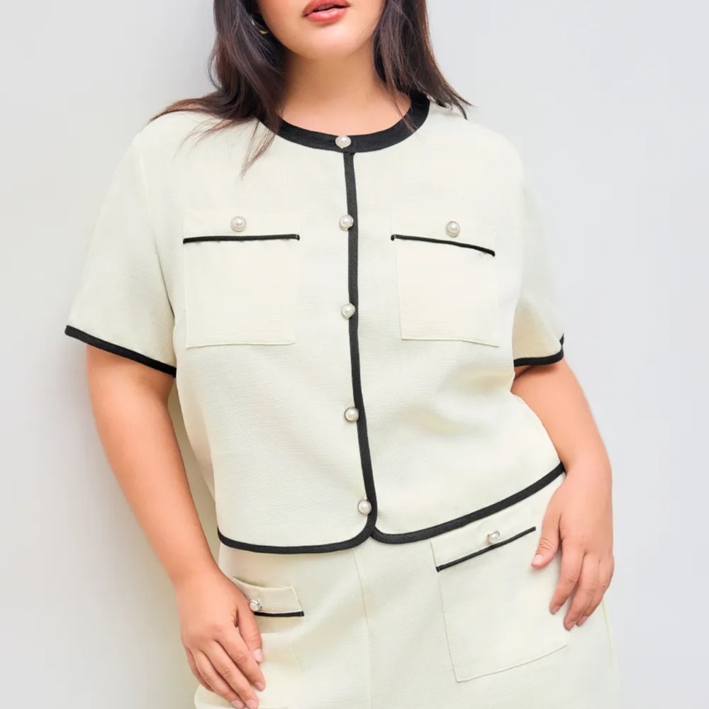 Cider NWT button blouse